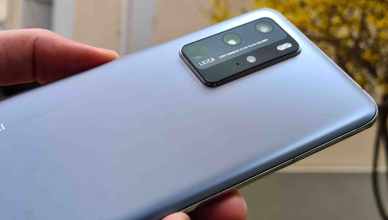 Huawei P40 mikrofon haline geliyor!