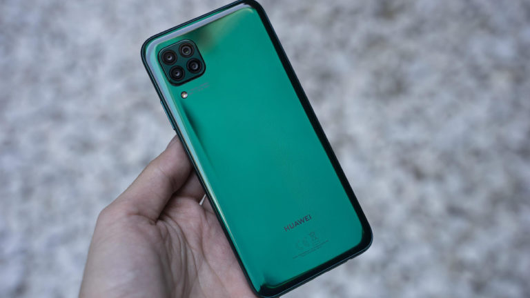 Huawei P40 Lite parçalarına ayrıldı