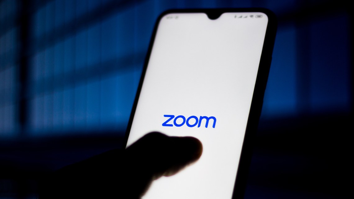 Zoom, yarın güvenlik önlemlerini genişletiyor