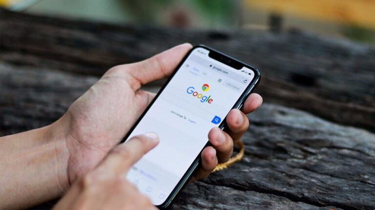 Google Arama karanlık mod