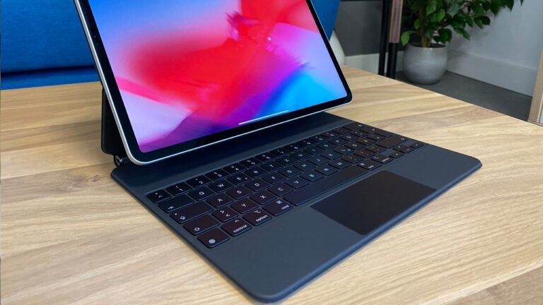 iPad Pro Magic Keyboard X-Ray ile görüntülendi!