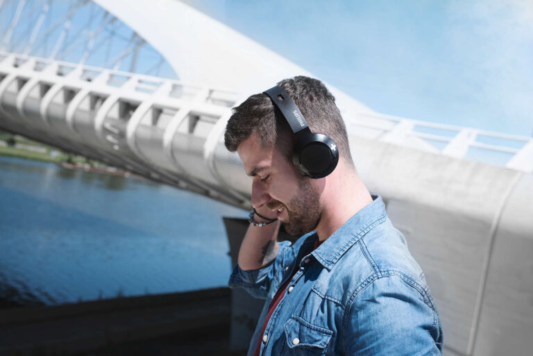 Philips kulaklık alana 50 TL hediye çeki