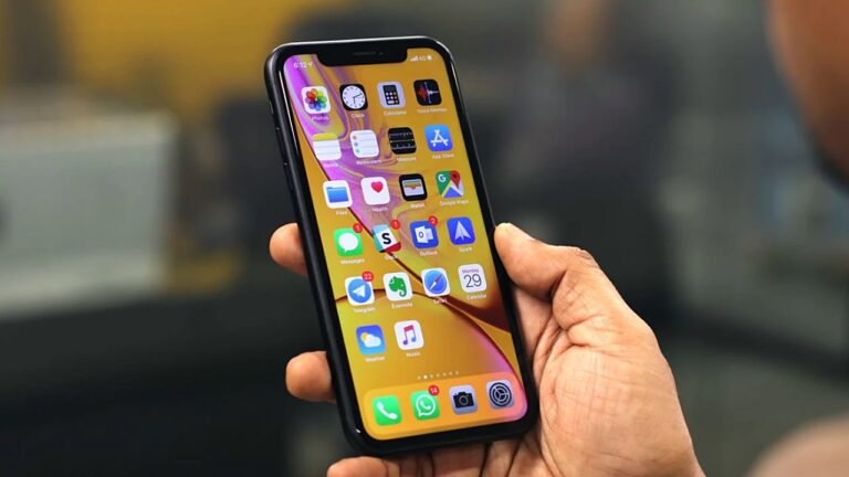 iPhone XR