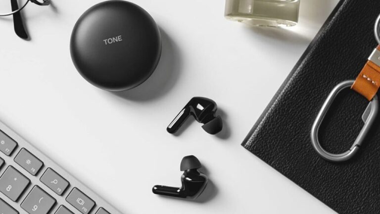 LG’nin yeni kulaklıklarının kutusu kendisini temizliyor