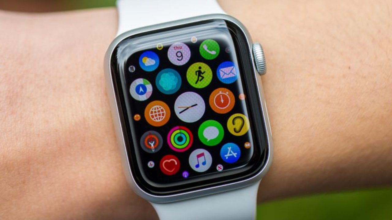 Apple Watch kas hareketleri için patent aldı