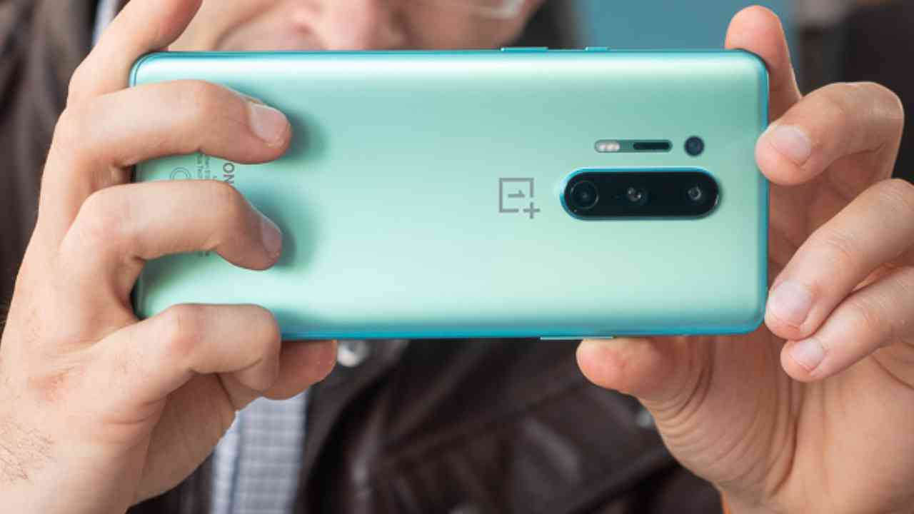 OnePlus 8T şarj konusunda iddialı olacak