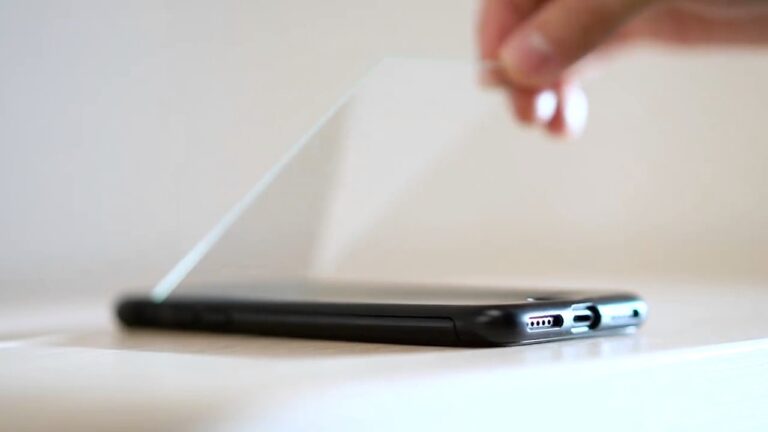 Spigen kılıf ve telefon aksesuarlarında indirim!