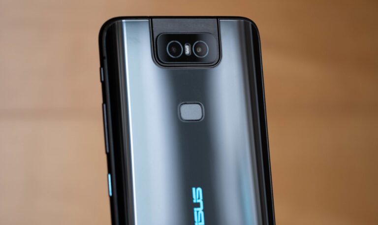 Asus, ZenFone 7 ile eski günlerine dönecek