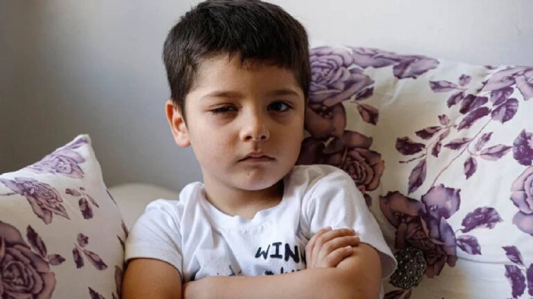 tiktok çeken çocuk