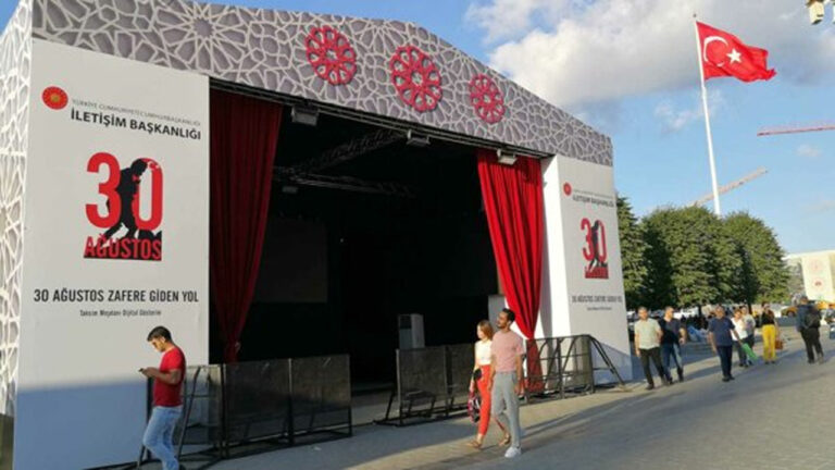 30 Ağustos’a özel görsel şölen! (VR gözlük hediyeli)