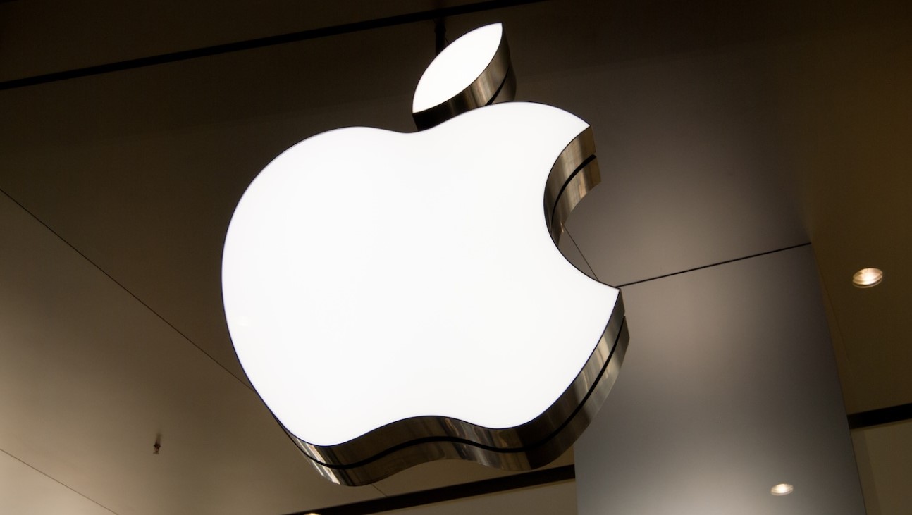 Apple’dan küçük şirketlere logo davası