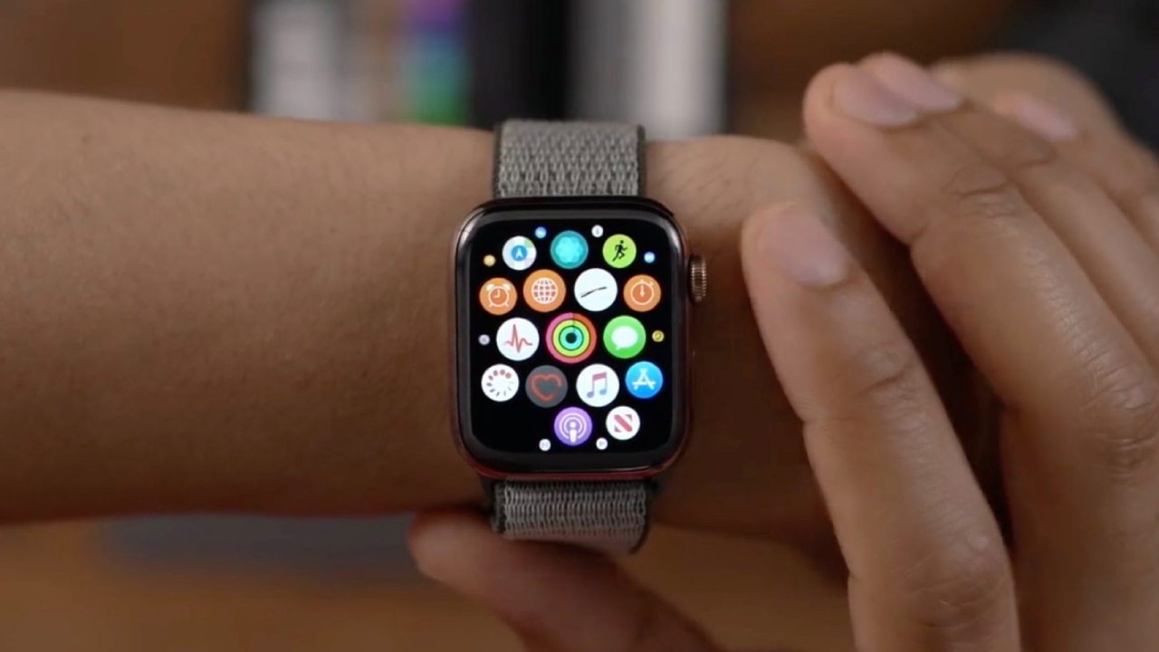 Apple Watch Series 6 batarya ile kullanıcıları üzebilir