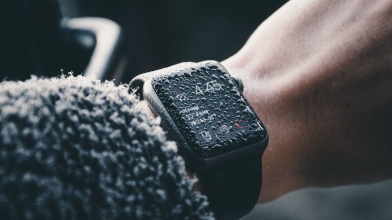 WatchOS 7.2 kullanıma açıldı: Yenilikler neler?