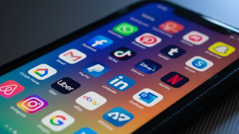 Popüler Instagram özelliği Linkedln’e geliyor!