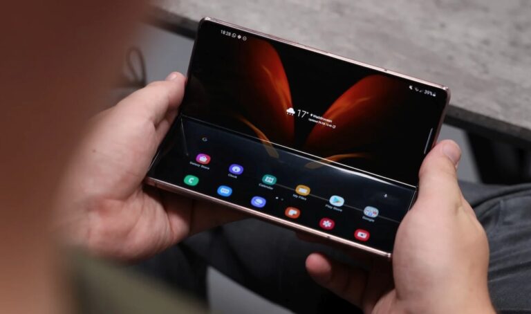 Galaxy Z Fold2 deneyim tarafında neler sunuyor?