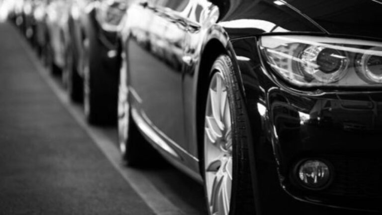 İşte ÖTV zammı sonrası otomobil fiyatları!