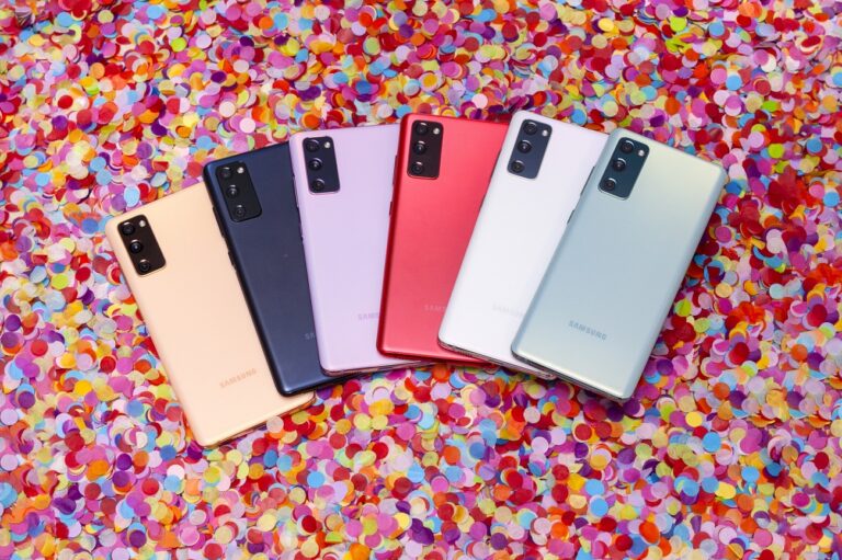 Samsung Galaxy S20 FE ön siparişe açıldı! Buds+ hediyeli