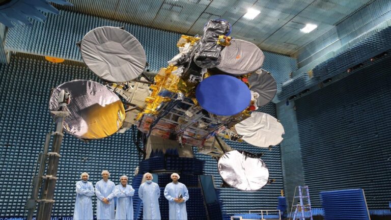 Türksat 5A için geri sayım başladı!