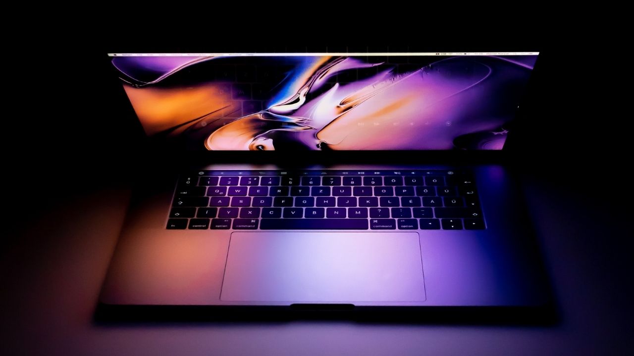 Apple-MacBook-populerligi-00