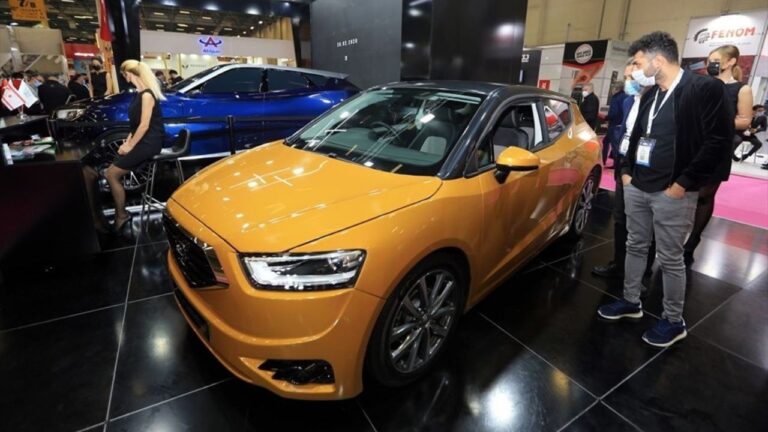 KKTC-nin-yerli-otomobili-GUNSEL-00