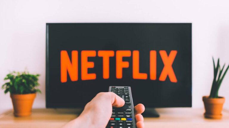 Netflix televizyonlaşıyor! Gerçek zamanlı yayın geliyor