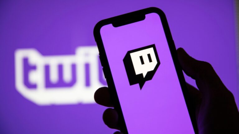 Twitch yayıncıları DMCA sorunu için isyan etti