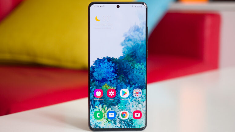 Android 11 bulunan ilk Samsung modeli sızdırıldı