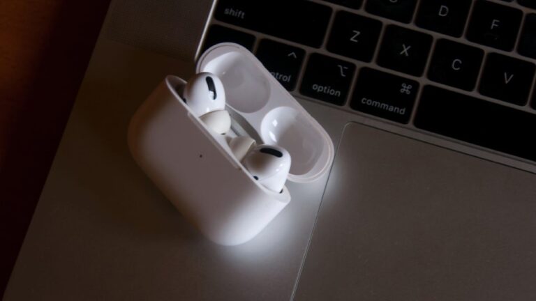 Apple’dan uygun fiyatlı AirPods Pro Lite geliyor
