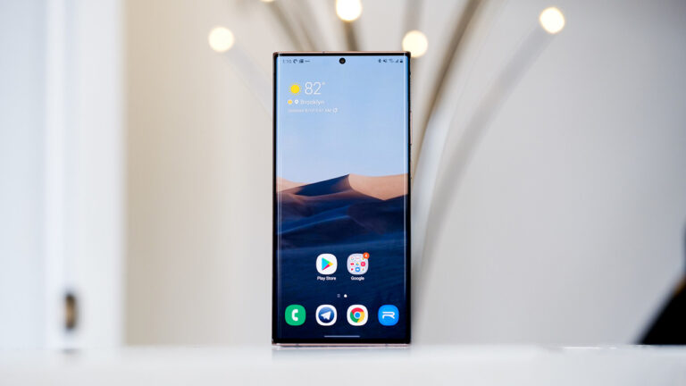 Galaxy S20 ailesine beklenen güncelleme geldi!