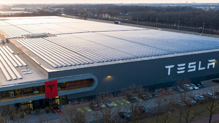 Çarpıcı rapor: Tesla’da ırkçılık mı yapılıyor?