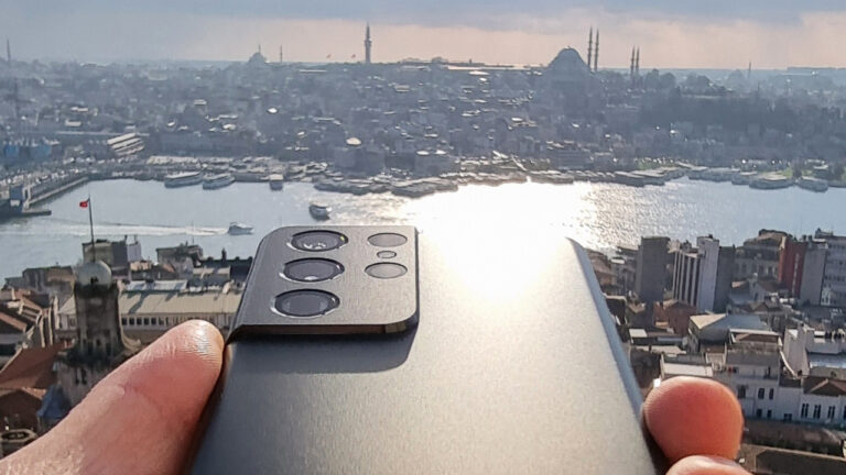 Fotoğraf çekerek Galaxy S21 serisi 5G kazanma fırsatı!