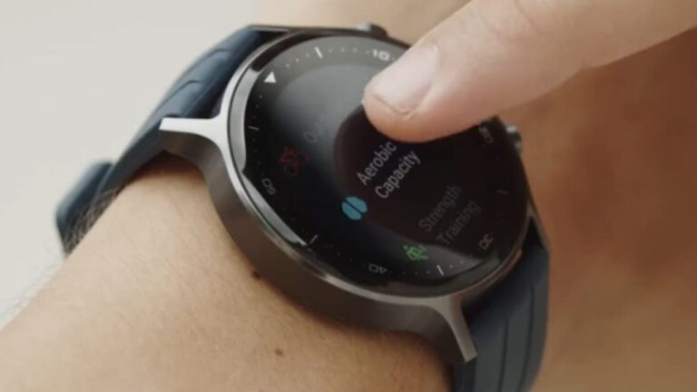 Merakla beklenen realme Watch S satışta