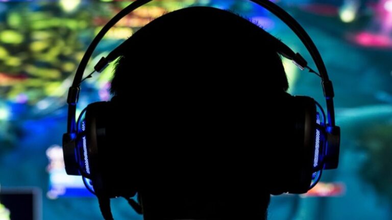 300 TL altı en iyi oyuncu kulaklıkları