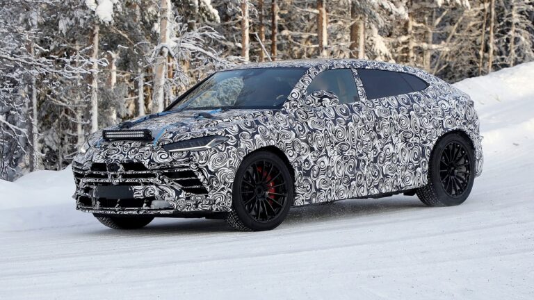 2021 Lamborghini Urus’un görüntüleri sızdırıldı