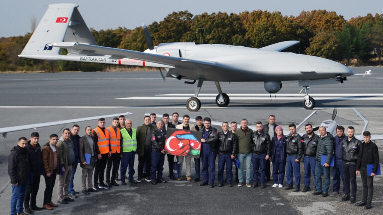 Baykar’dan Azerbaycan ordusuna SİHA eğitimi
