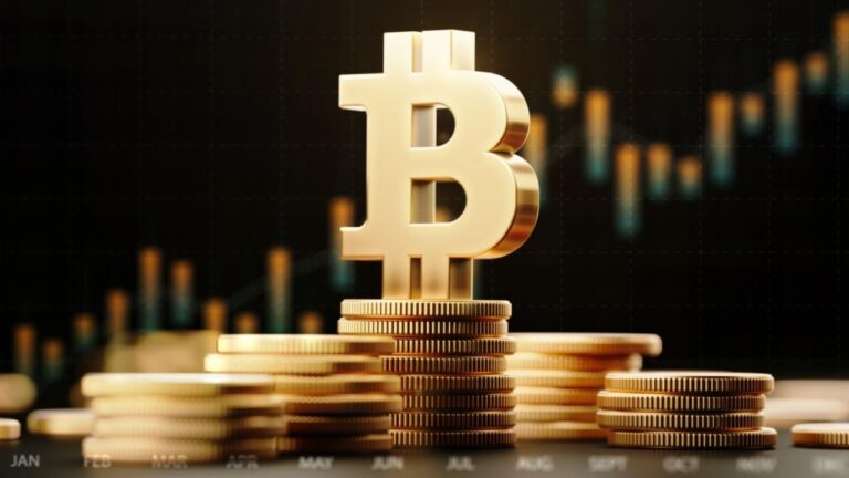 Bitcoin yeni bir rekora daha imza attı: 62 bin dolar