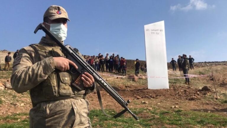 Göbeklitepe’deki gizemli monolit büyük ilgi çekiyor