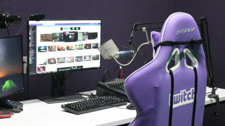 twitch yayında uyuyan yayıncılar