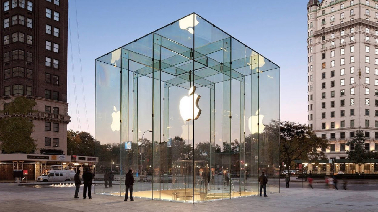 Apple, bir yıl aradan sonra mağazalarını yeniden açıyor