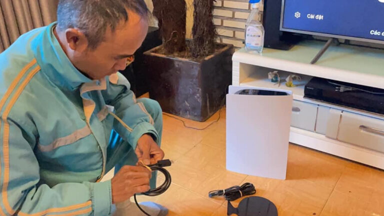 PlayStation 5’e izin vermeyen eşini kandırdı