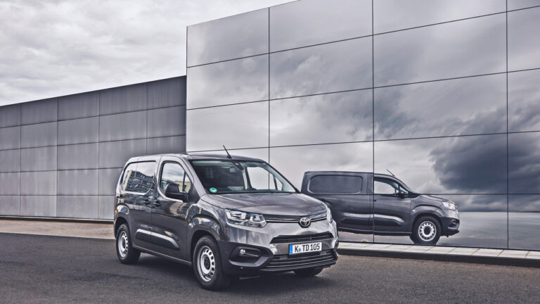 Toyota Proace City artık Türkiye’de! İşte fiyatı