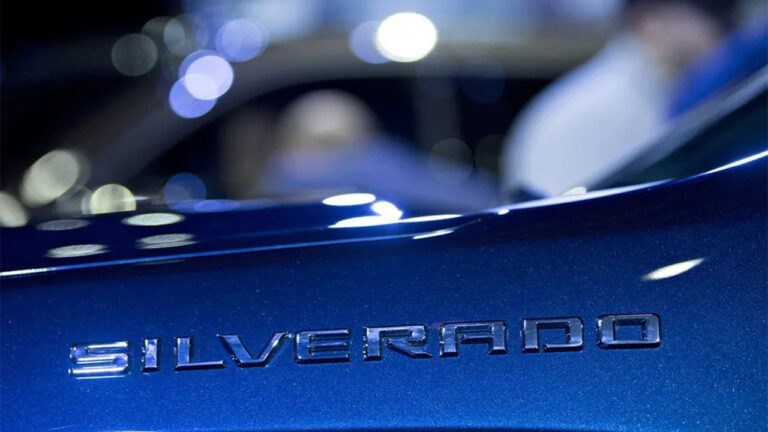 GM elektrikli kamyonetlerini piyasaya sürüyor