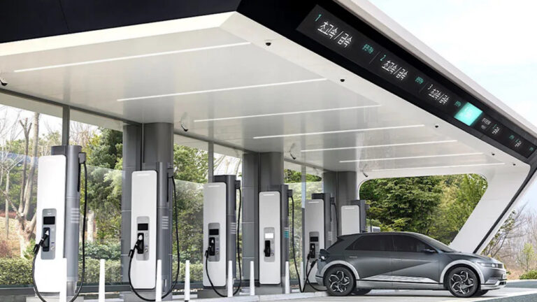 Hyundai, F1’den esinlenen şarj istasyonları kuracak