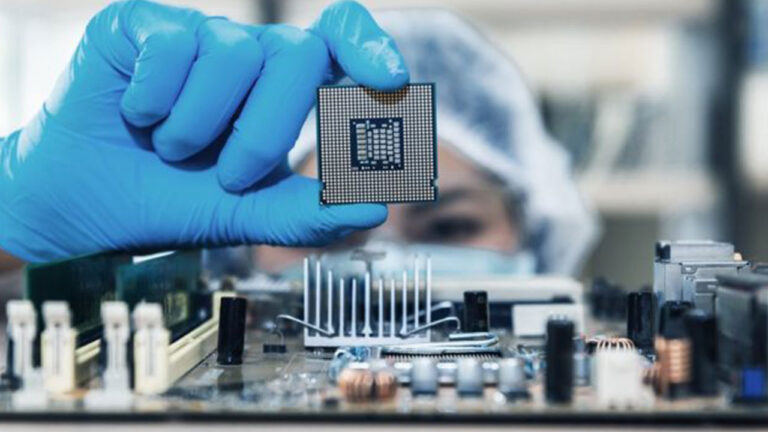 Teknoloji devinden çip krizi için endişe veren açıklama