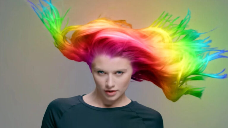 Teknoloji şirketi Razer RGB saç boyası ile gündem oldu