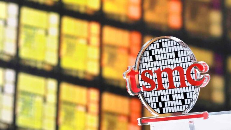 TSMC Çinli şirketlerin siparişlerini askıya aldı