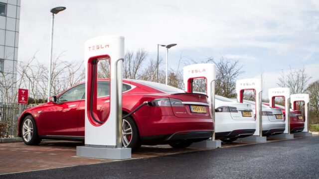 Tesla suçlu bulundu: Araç sahiplerine tazminat ödeyecek