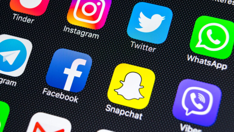 Hindistan’dan sosyal medya platformlarına COVID-19 uyarısı