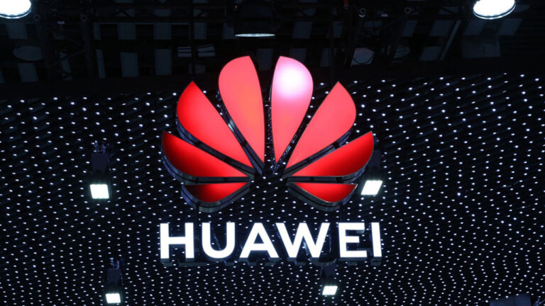 Huawei ABD’nin yaptırımlarından yazılım ile kurtulabilir