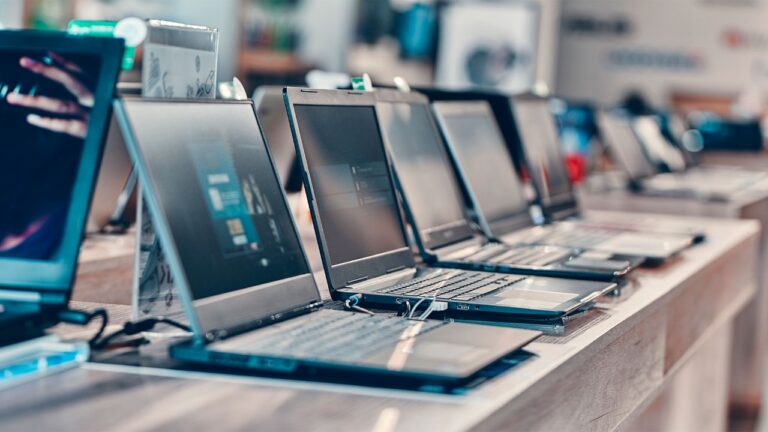 Laptop ve tablet pazarındaki büyüme dudak uçuklattı